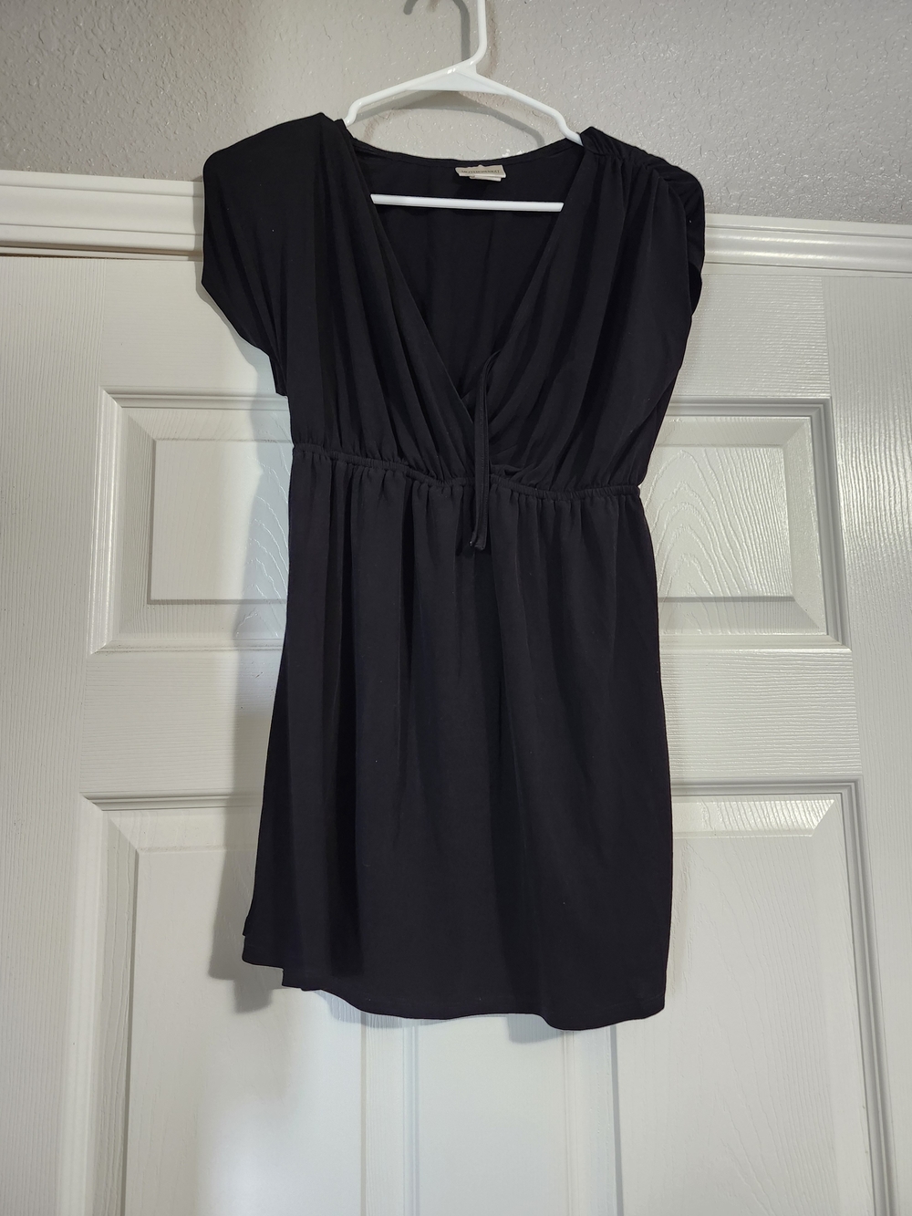 Black Women's Maternity V-Neck Short Sleeve Shirt